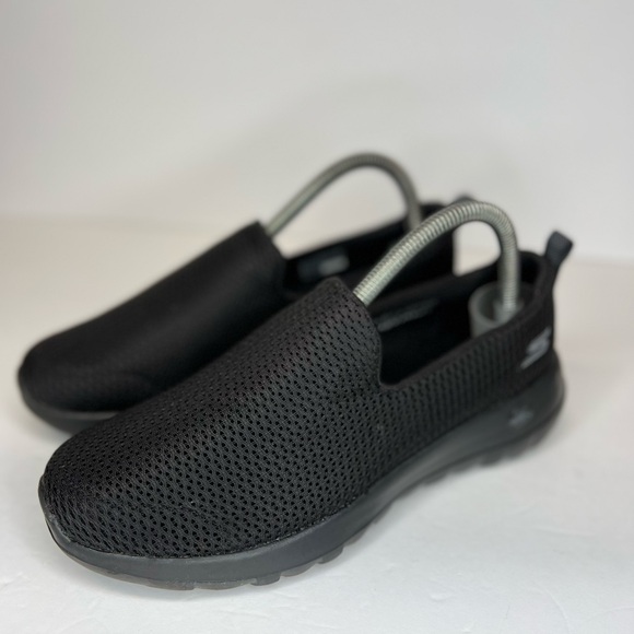 Skechers Shoes - SKECHERS GOwalk Joy Womens Sz 7 15600 Triple Black Memory Foam Slip Ons Nice!